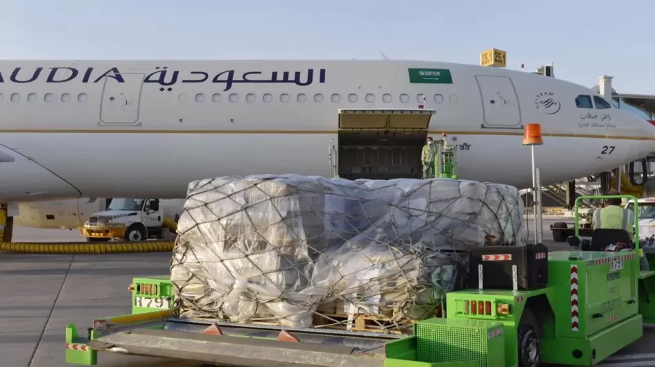 طائرات الإغاثة السعودية