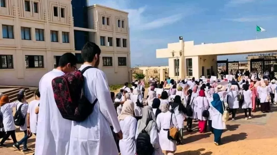 طلاب الطب في السودان