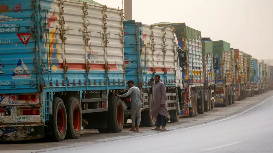 احتجاز شاحنات في السودان