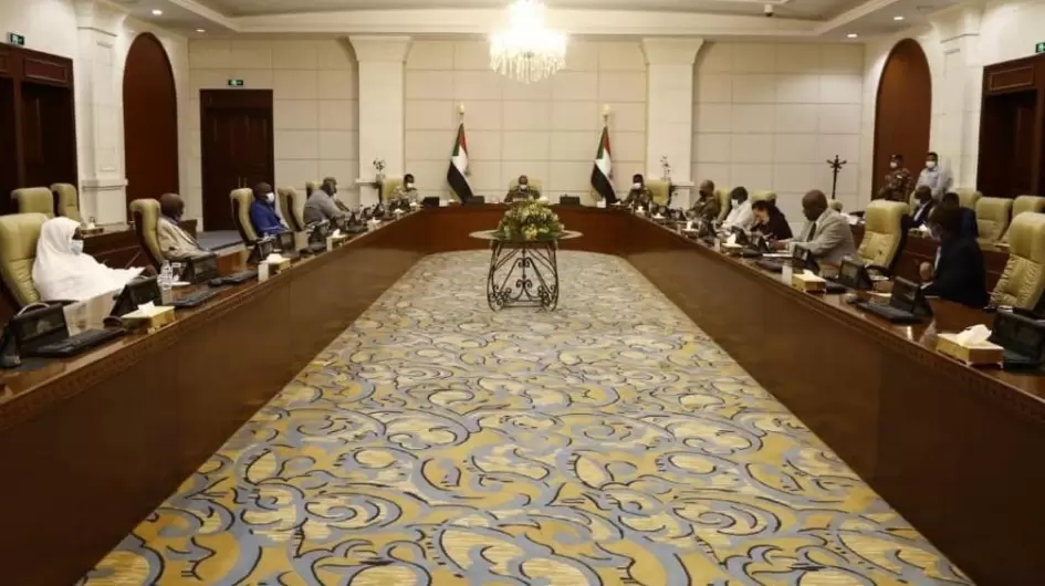 الشراكة بين المكون المدني والعسكري