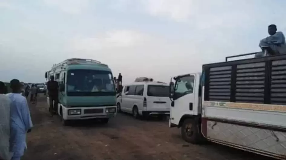 سيارات تم نهبها بولاية الجزيرة