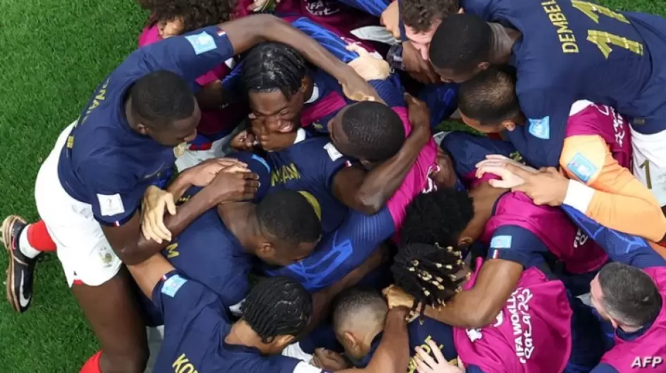 قبل النهائي.. الفيروس ينتشر وسط منتخب فرنسا