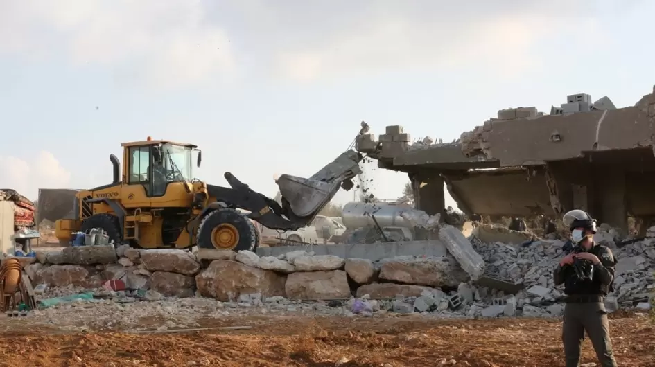 قوات الاحتلال تهدم منازل لمواطنين في القدس المحتلة