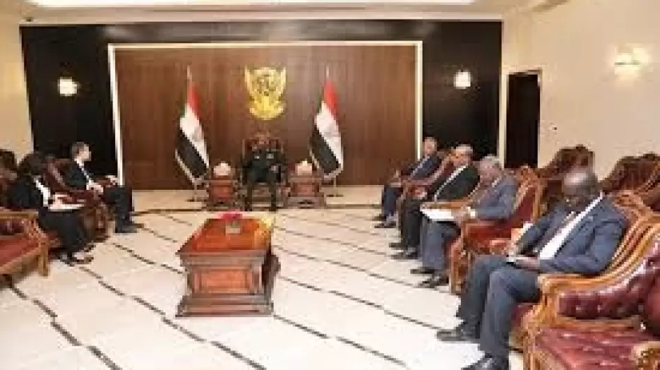 البرهان ووفد مصري