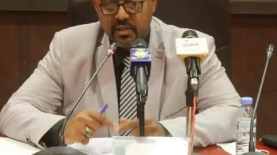 هاشم بن عوف وزير النقل