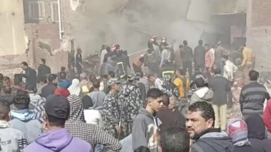 انهيار عقار