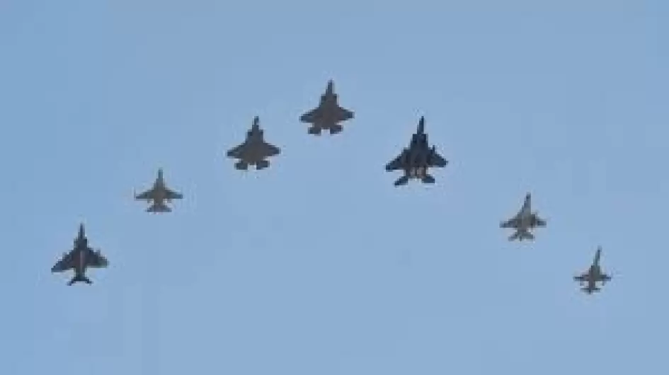 ارشيفية بطائرات حربية أمريكية