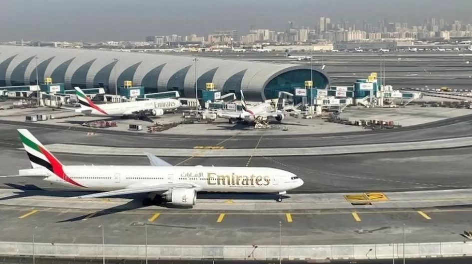 مطار دبي