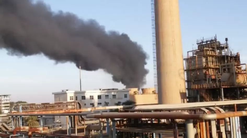 الدمار  بمصفاة الجيلي من قبل الدعم السريع