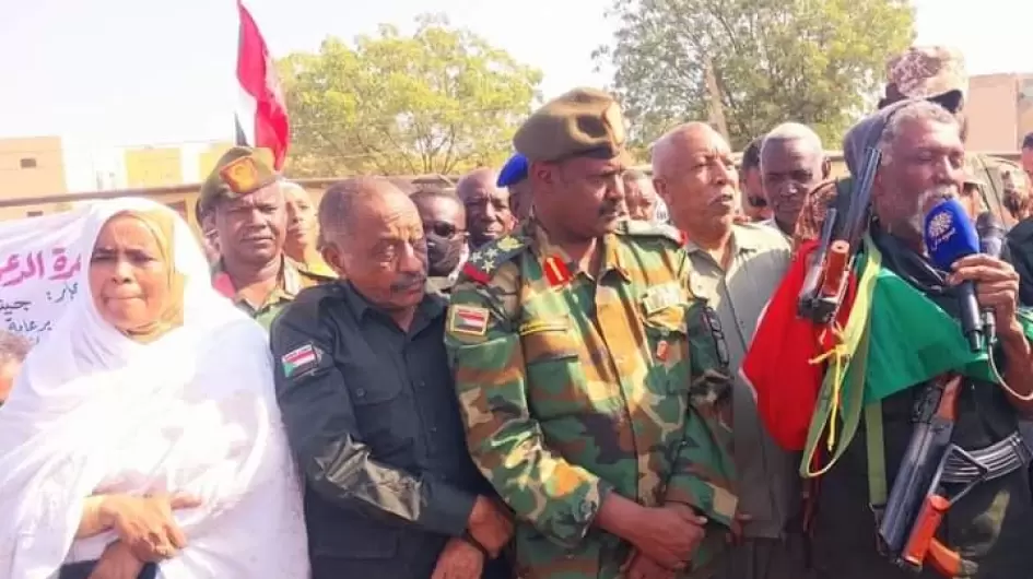 والي القضارف
