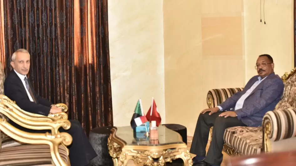 مدير شركة الموارد المعدنية _ السفير التركي