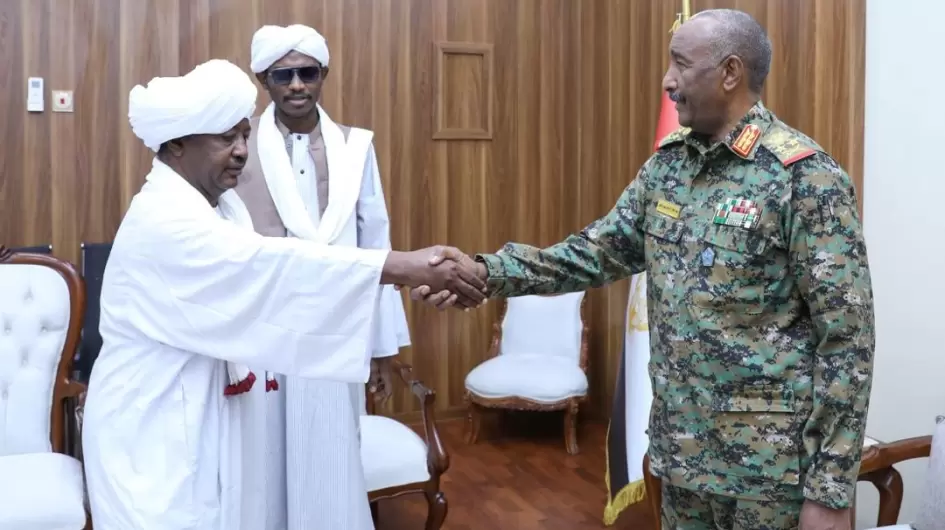 البرهان يلتقي وفد نظارة قبائل دار حمر